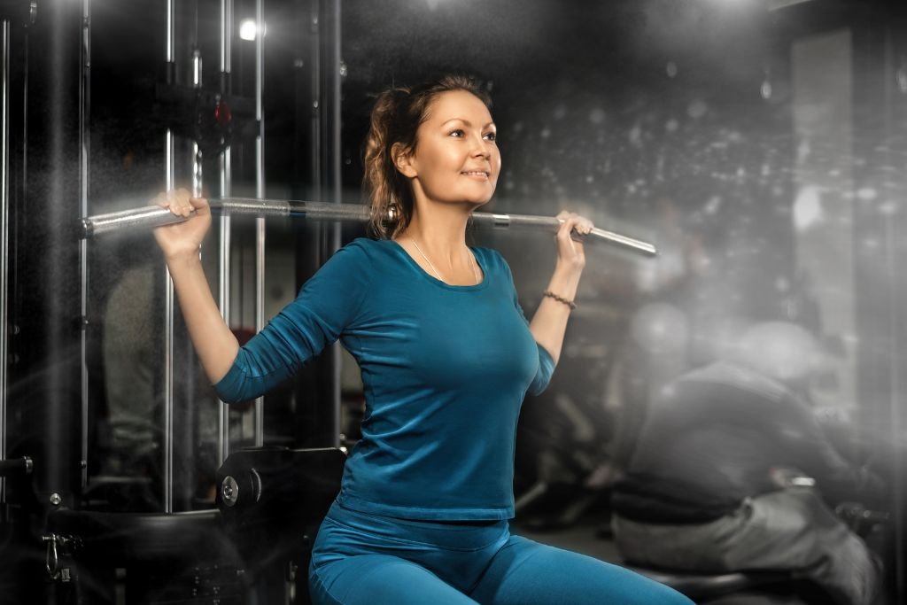 Lat Pulldown Machine